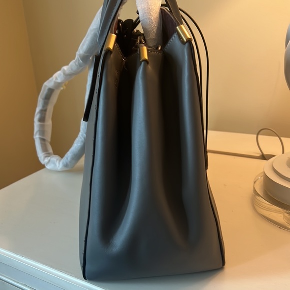 Coach Cooper Carryall Gray New Without tags  smoke free environment - Picture 3 of 4